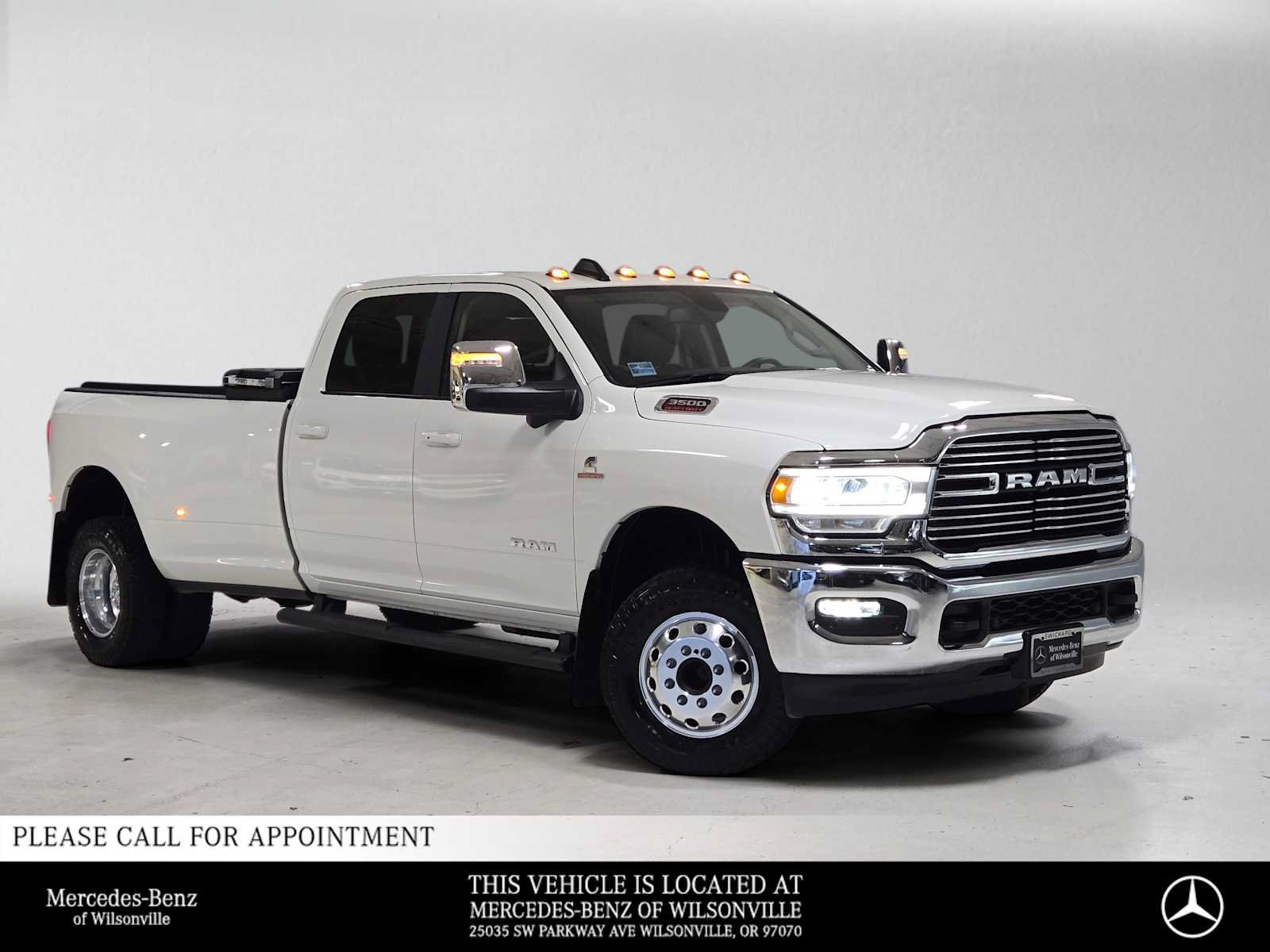 Used 2024 RAM 3500 Laramie w/ Towing Technology Group AWD/4WD image 1