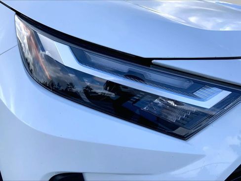 Certified 2025 Toyota RAV4 XLE FWD image 27