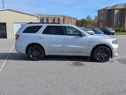 Used 2023 Dodge Durango R/T w/ Blacktop Package image 4