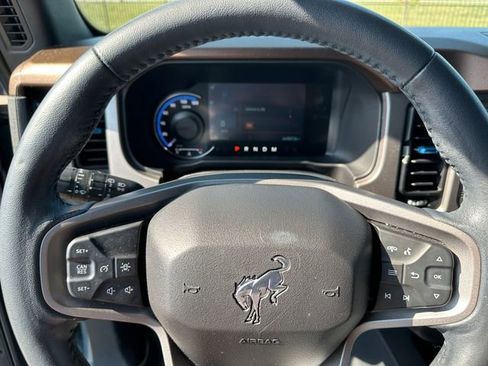 Used 2022 Ford Bronco Outer Banks image 29