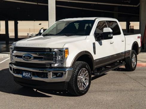 Used 2017 Ford F250 King Ranch w/ FX4 Off-Road Package image 5