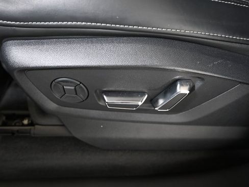 Used 2022 Audi SQ8 Prestige w/ Prestige Package image 25