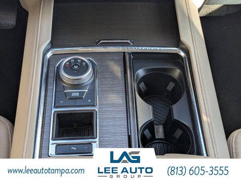 Used 2022 Ford Expedition Limited image 22