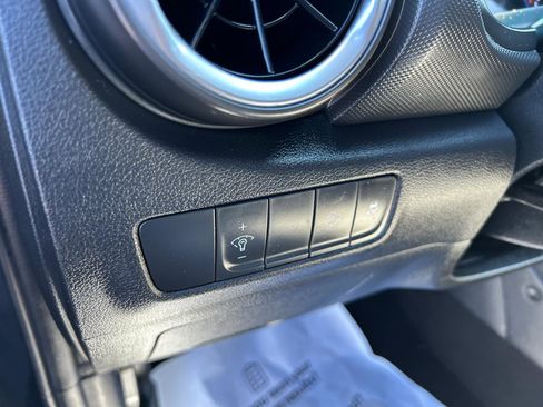 Used 2023 Hyundai Kona SEL image 21