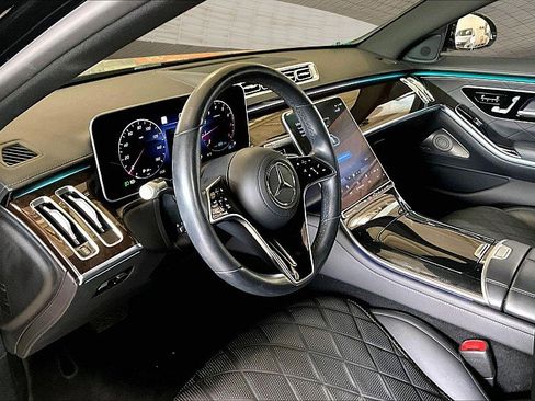 Used 2022 Mercedes-Benz S 580 4MATIC Sedan image 11