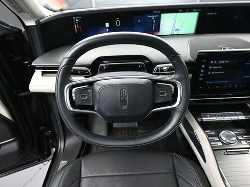 Used 2024 Lincoln Nautilus Premier w/ Equipment Group 102A image 31