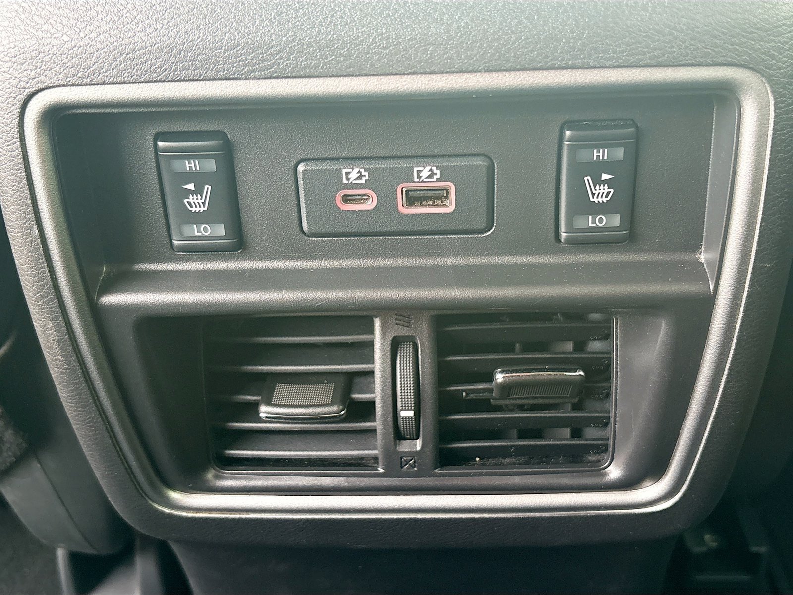 Used 2024 Nissan Murano SL FWD image 26