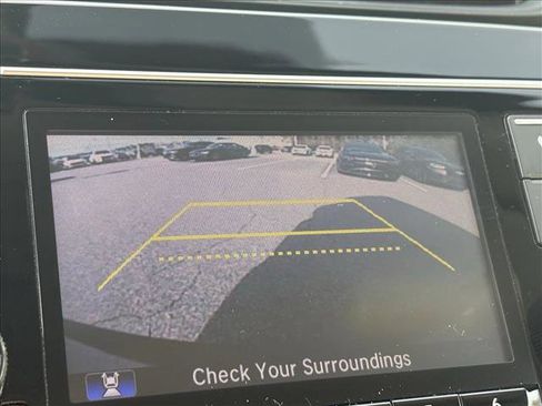 Used 2018 Honda CR-V LX image 10