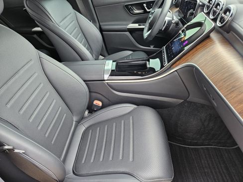 Certified 2026 Mercedes-Benz GLC 300 image 6