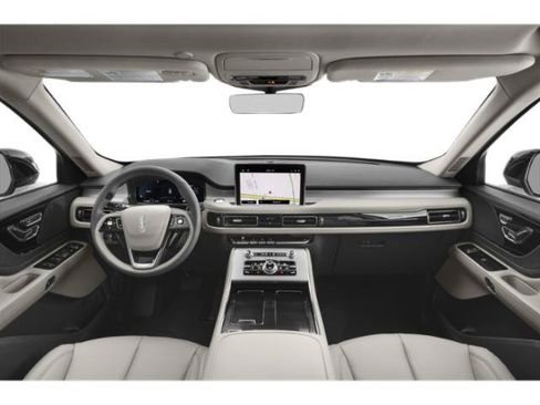 Used 2024 Lincoln Aviator AWD w/ Premium Package image 8