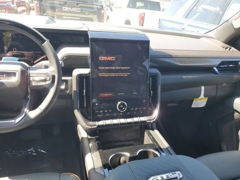 New 2026 GMC Yukon AT4 AWD/4WD image 14