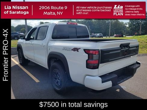 New 2025 Nissan Frontier PRO-4X image 7