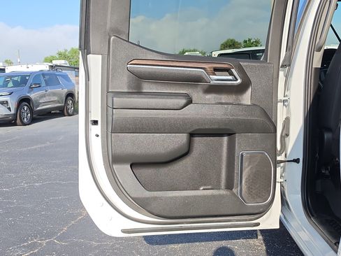 Used 2023 Chevrolet Silverado 1500 LT w/ Safety Package RWD image 13