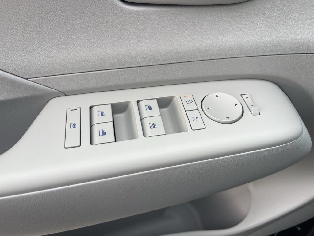 New 2026 Hyundai Kona SEL Sport FWD image 29