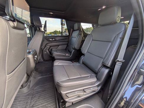 Certified 2024 GMC Yukon Denali w/ Advanced Technology Package AWD/4WD image 14