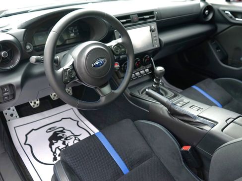 Used 2025 Subaru BRZ tS image 18