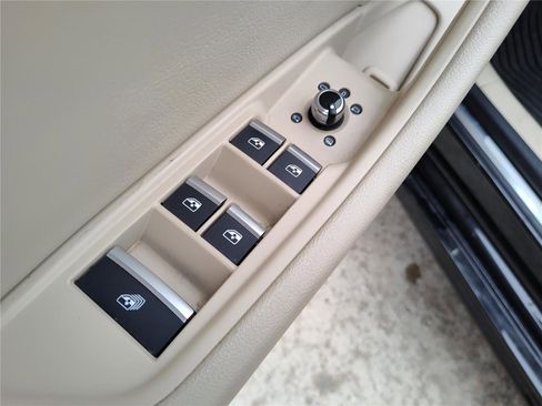 Used 2018 Audi A5 2.0T Premium Plus w/ Premium Plus image 16