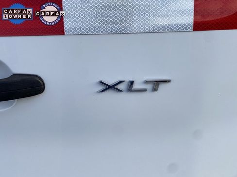Used 2018 Ford Transit 150 XLT image 18