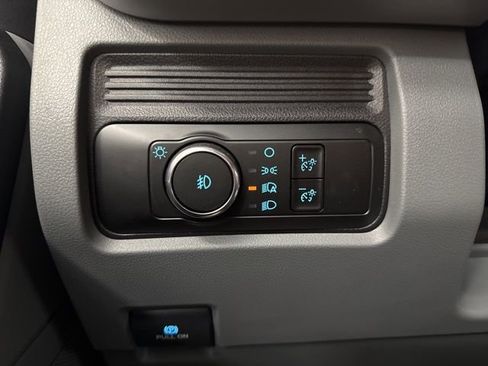 New 2025 Ford F350 XL w/ XL Chrome Package image 15