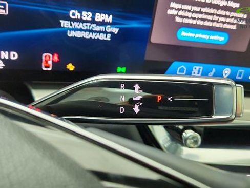 Used 2024 Cadillac Lyriq Luxury RWD image 46