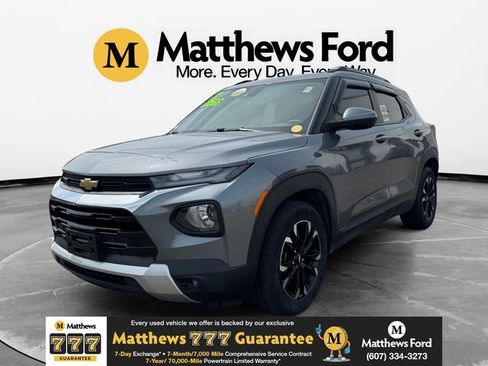 Used 2022 Chevrolet TrailBlazer LT w/ Convenience Package FWD image 1