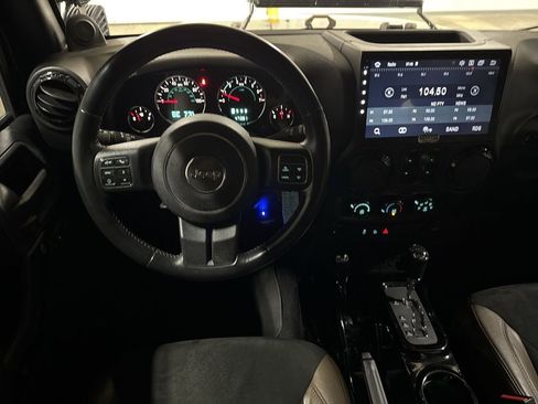 Used 2014 Jeep Wrangler Unlimited Sport w/ Quick Order Package 24S AWD/4WD image 11