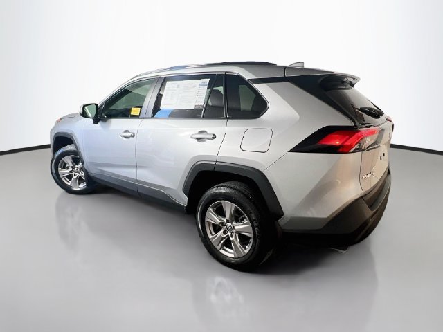 Used 2025 Toyota RAV4 XLE w/ Convenience Package FWD image 6