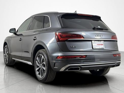 Used 2023 Audi Q5 2.0T Premium Plus w/ Premium Plus Package AWD/4WD image 3