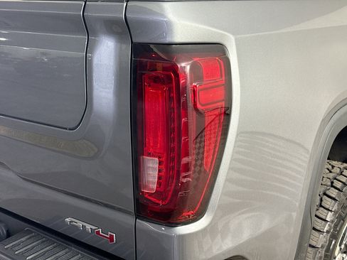 Used 2021 GMC Sierra 1500 AT4 image 34