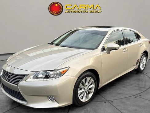 Used 2014 Lexus ES 300h image 1