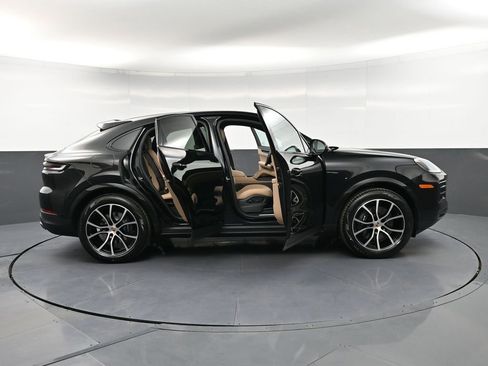 New 2026 Porsche Cayenne Coupe AWD/4WD image 36