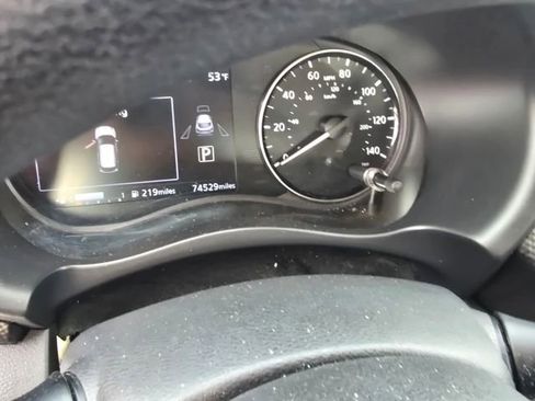 Used 2021 Nissan Kicks SV FWD image 24