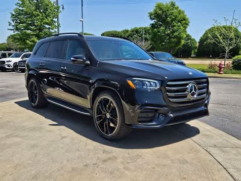 New 2026 Mercedes-Benz GLS 450 4MATIC image 3