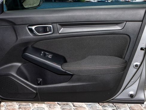 Certified 2024 Honda Civic Sport image 12