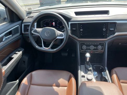 Certified 2022 Volkswagen Atlas SE AWD/4WD image 8