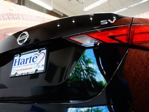 Certified 2022 Nissan Sentra SV FWD image 42