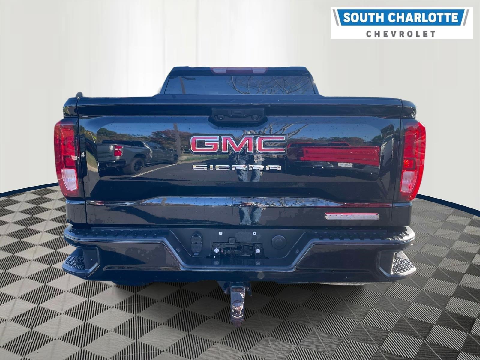 Used 2024 GMC Sierra 1500 Elevation AWD/4WD image 5