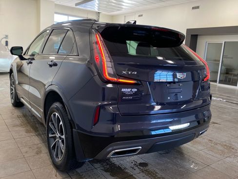 Used 2025 Cadillac XT4 Sport image 5