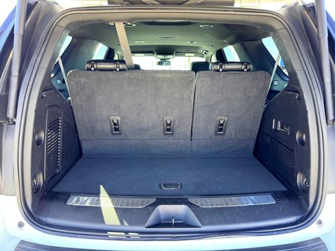 Used 2024 Chevrolet Tahoe Premier image 8
