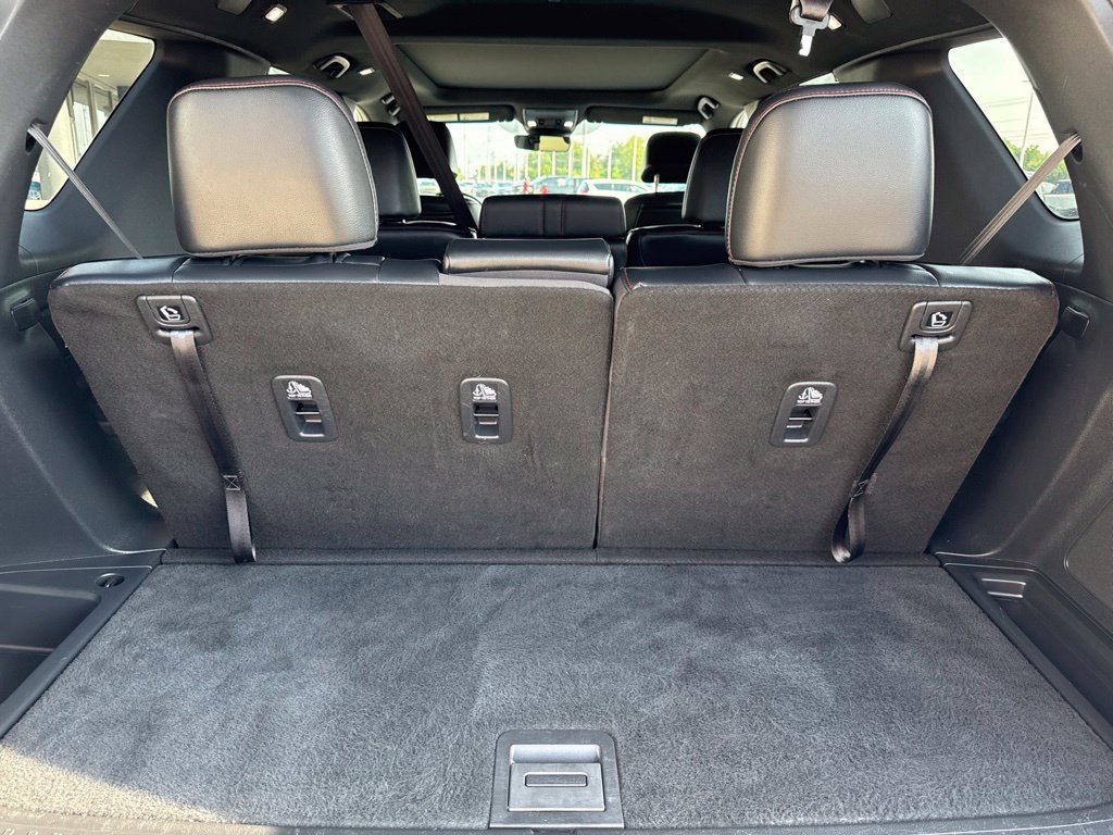 Used 2025 Honda Pilot Black Edition image 16