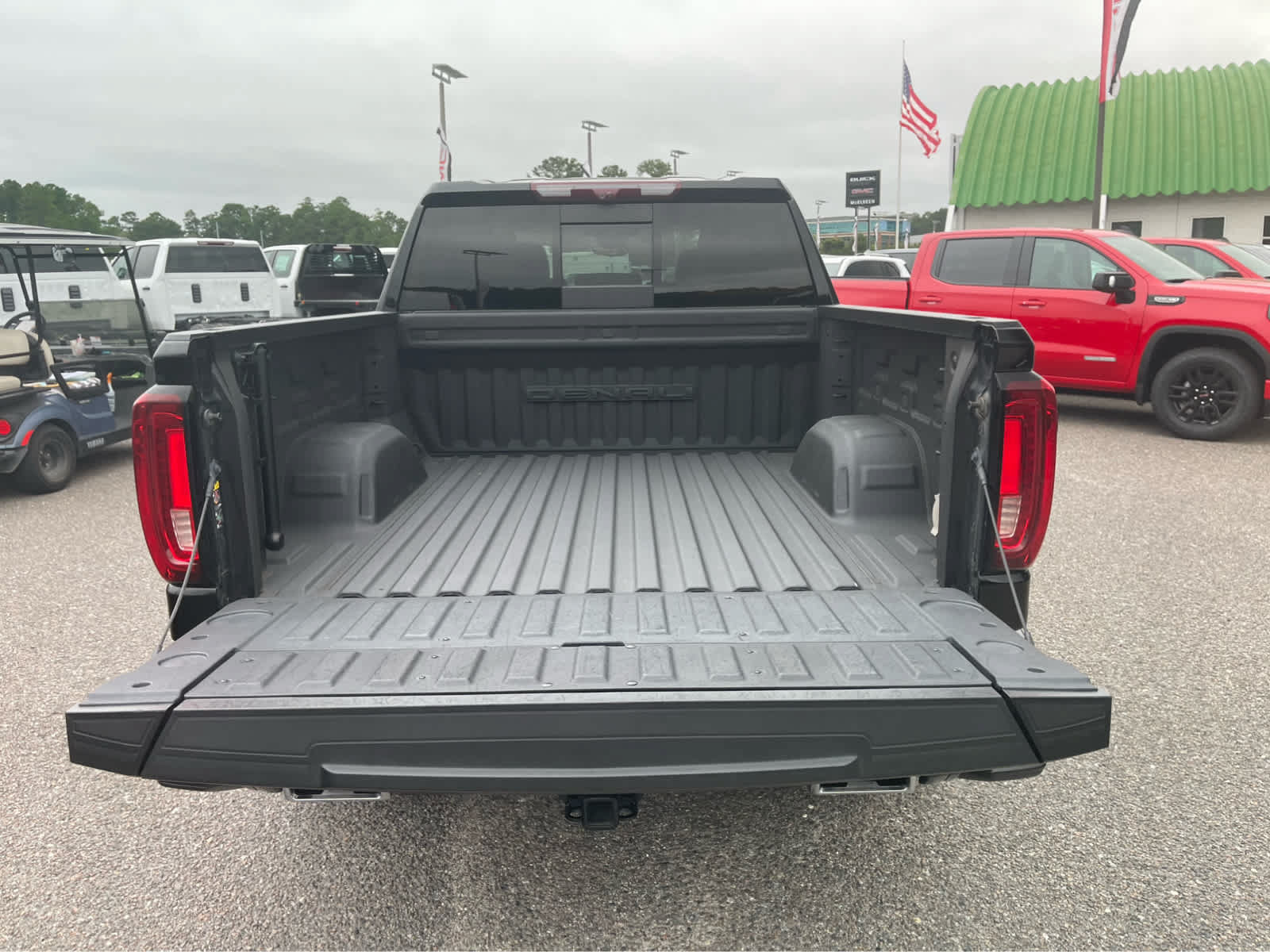 Used 2024 GMC Sierra 1500 Denali AWD/4WD image 22