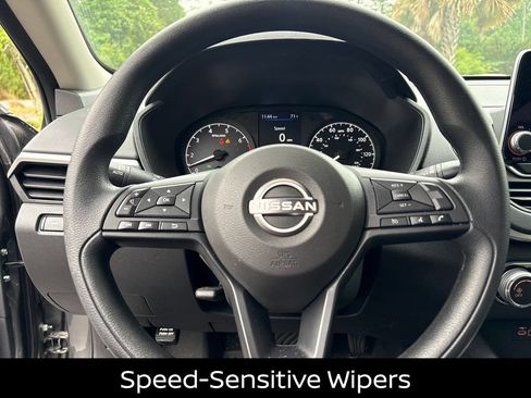 Certified 2025 Nissan Altima 2.5 S FWD image 10
