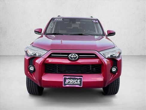 Used 2024 Toyota 4Runner SR5 image 2