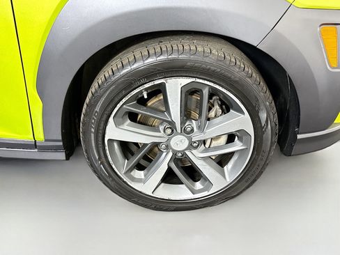 Used 2020 Hyundai Kona Limited image 32