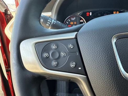 Used 2023 GMC Acadia Denali image 19