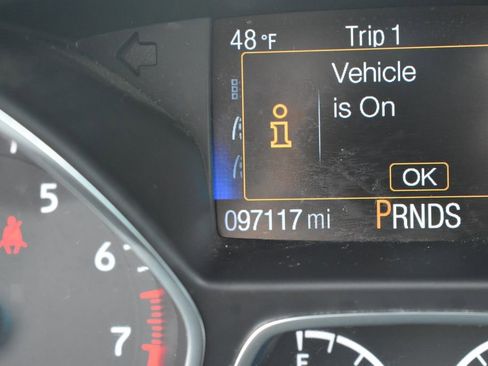 Used 2019 Ford Escape SE image 28