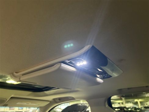 Used 2016 Chevrolet Tahoe LTZ image 26