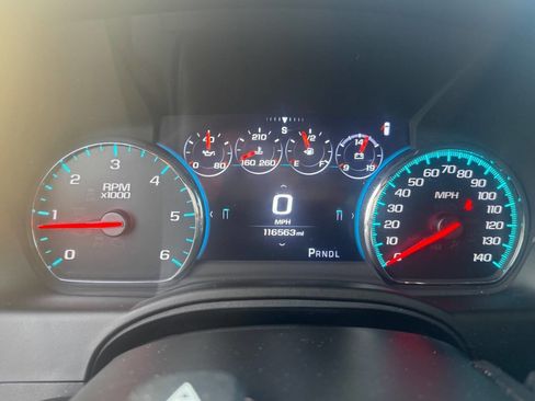 Used 2017 Chevrolet Tahoe LT image 11