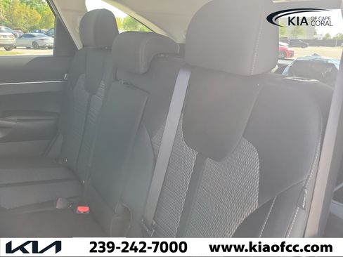 New 2026 Kia Sorento LX FWD image 12