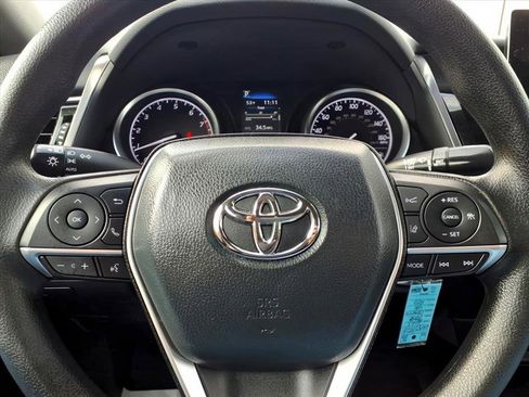 Used 2023 Toyota Camry LE image 21
